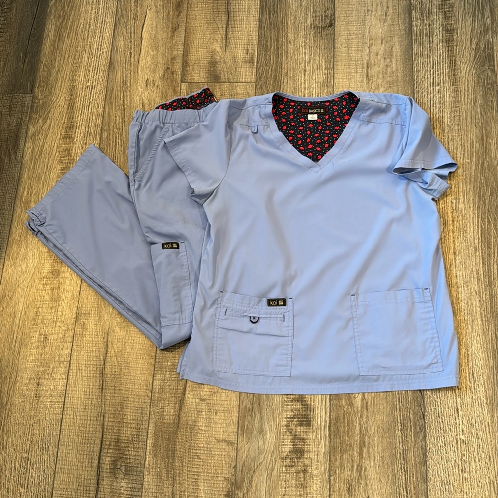 Koi Ceil Blue Scrub Set